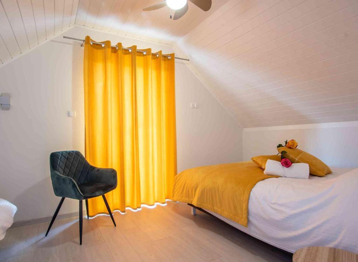 Resort Holiday Natural - Gosciniec Zacisze Chmielno Luaran gambar