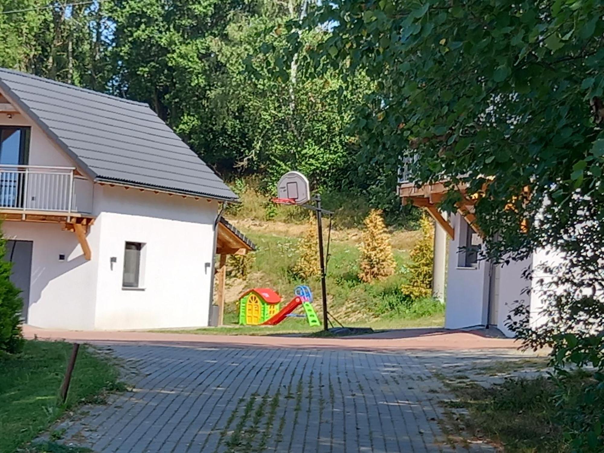 Resort Holiday Natural - Gosciniec Zacisze Chmielno Luaran gambar