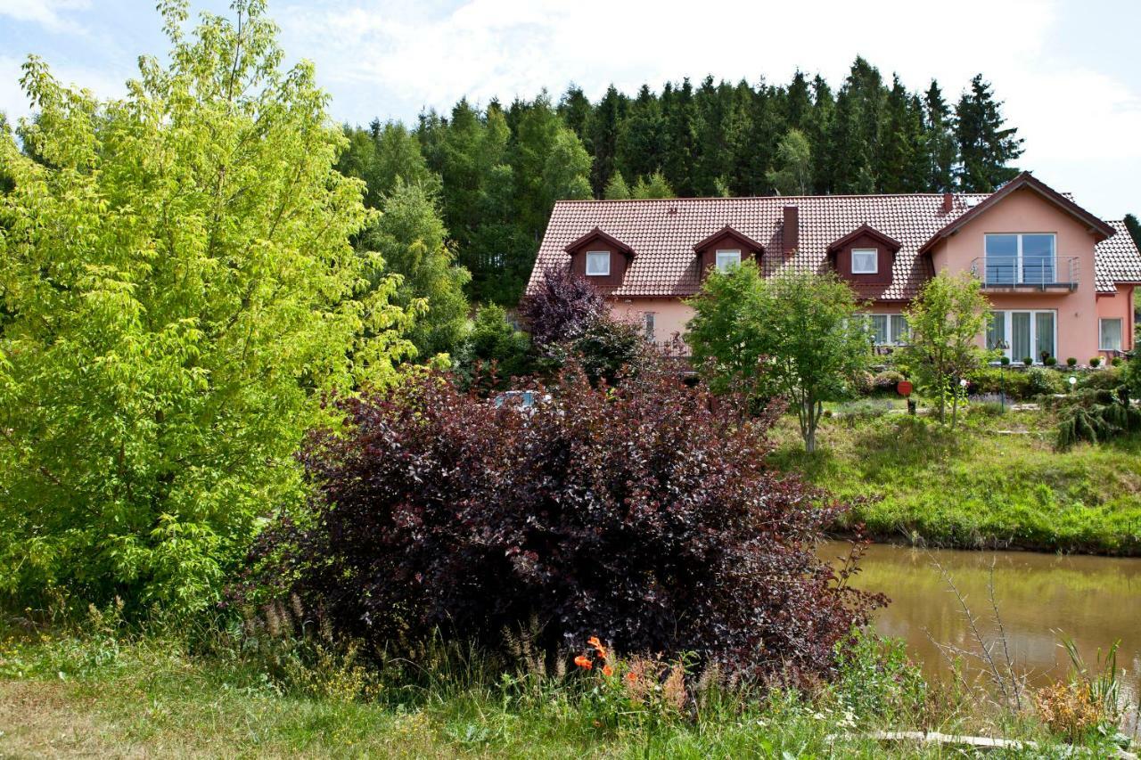 Resort Holiday Natural - Gosciniec Zacisze Chmielno Luaran gambar